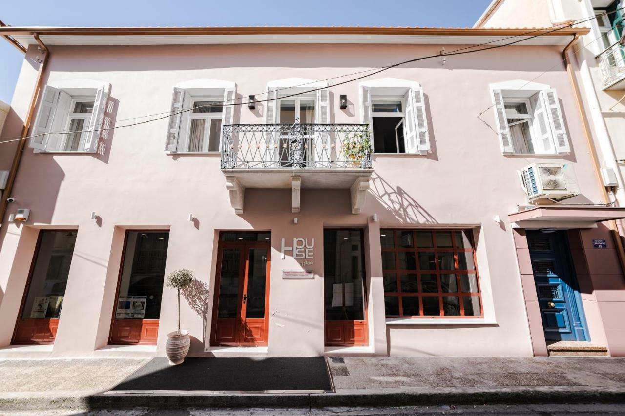 Stylish Studio Apartment - 8F House Каламата Экстерьер фото